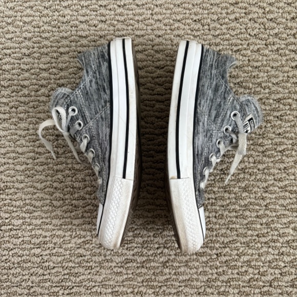 Converse Chuck Taylor All Star Madison Canvas Sneakers - Size 7 - Picture 5 of 8